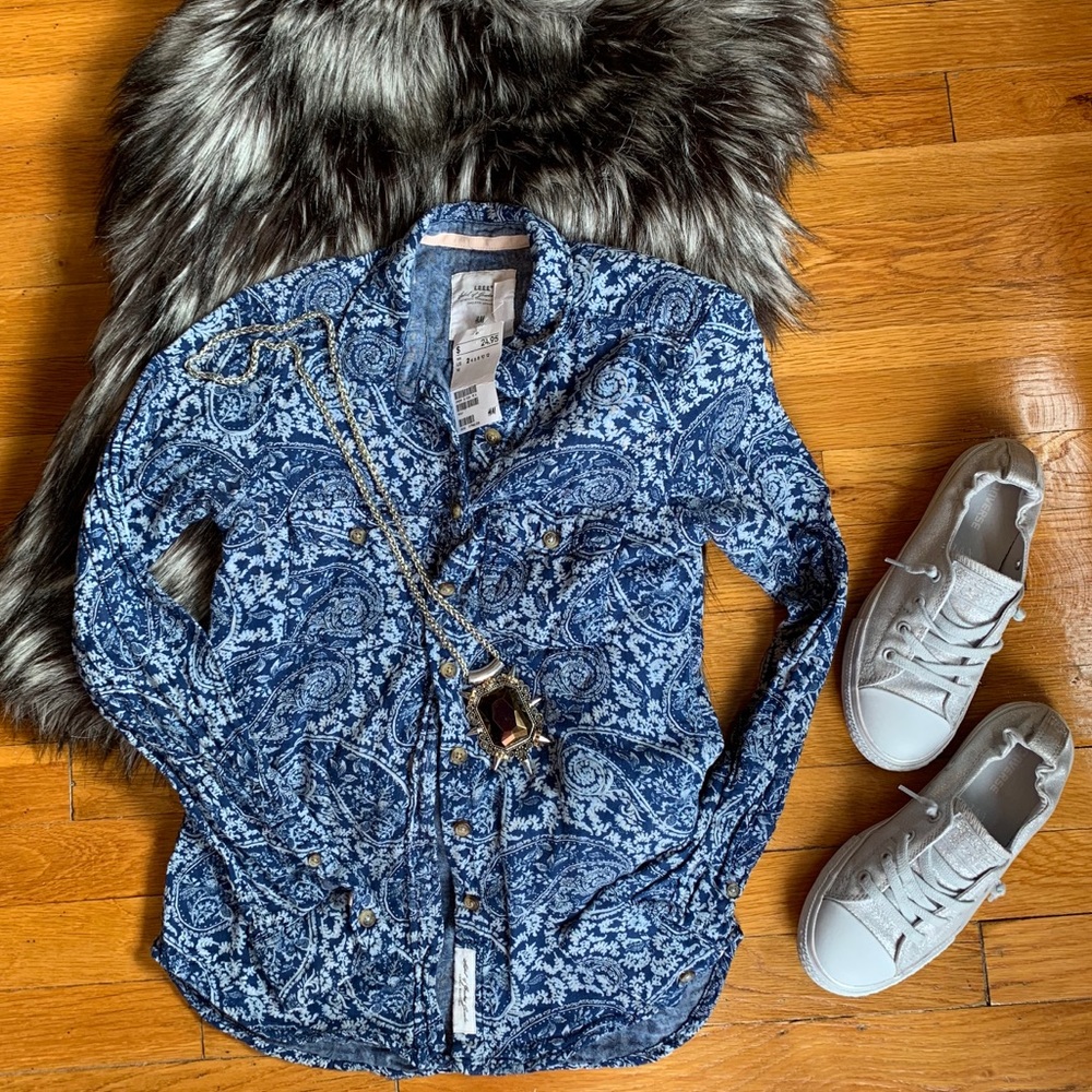 🆕L.O.G.G by H&M Plaid Flannel
